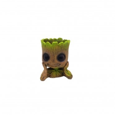 Hugo Growing Root